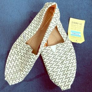 NWT Jonathan Adler x TOMS slip-on shoes